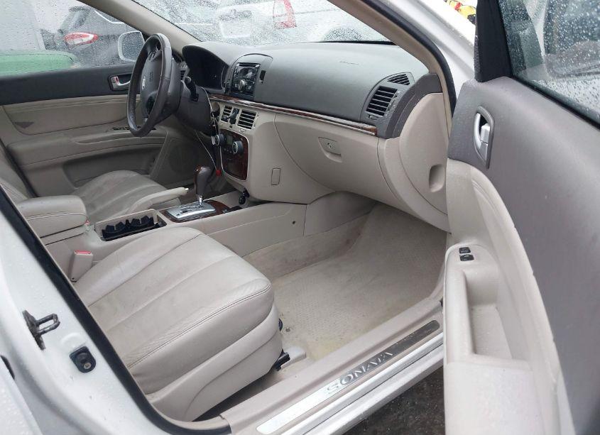 Photo 5 of 2006 Hyundai Sonata GLS V6/LX V6 (VIN 5NPEU46F06H122818)