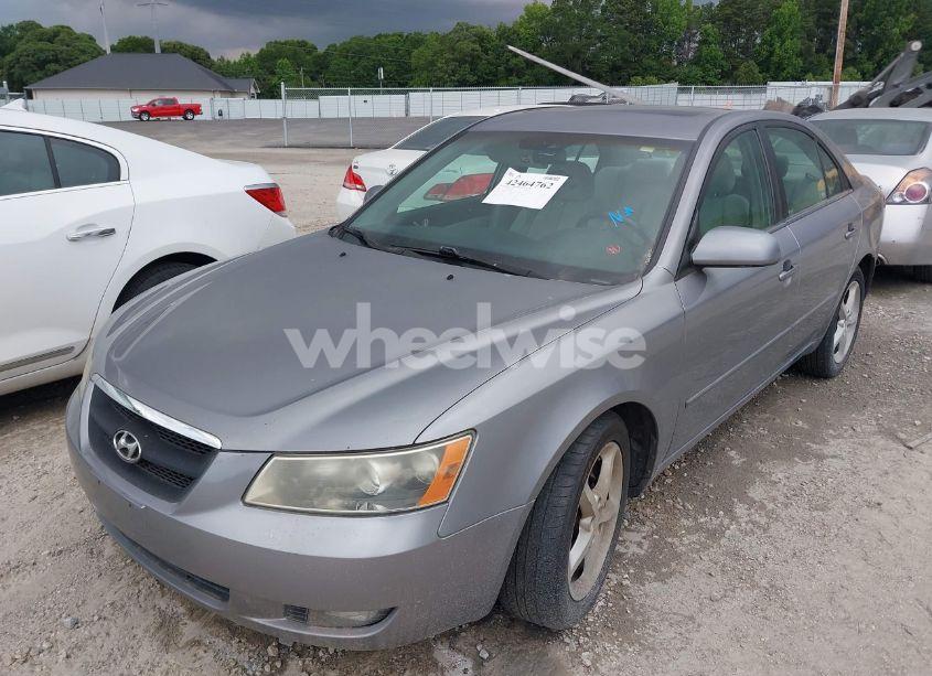 Photo 2 of 2007 Hyundai Sonata LIMITED/SE V6 (VIN 5NPEU46F07H170112)
