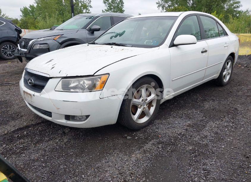 Photo 2 of 2007 Hyundai Sonata LIMITED/SE V6 (VIN 5NPEU46F07H272140)