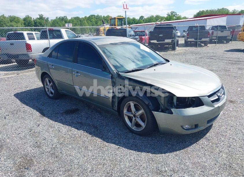 2008 Hyundai Sonata LIMITED V6/SE V6 (VIN 5NPEU46F08H311066) main photo