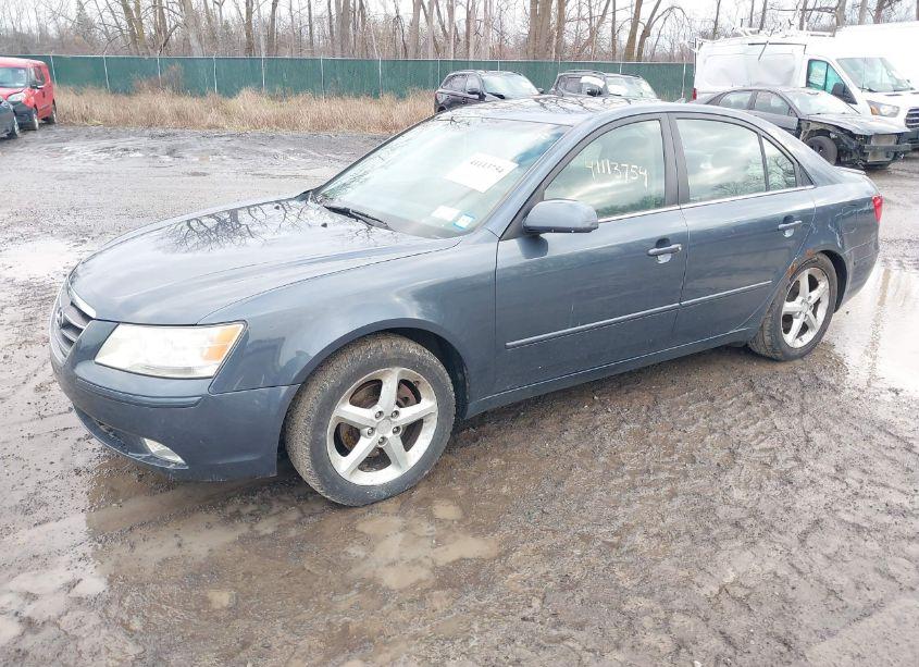 Photo 2 of 2009 Hyundai Sonata SE V6 (VIN 5NPEU46F09H439888)