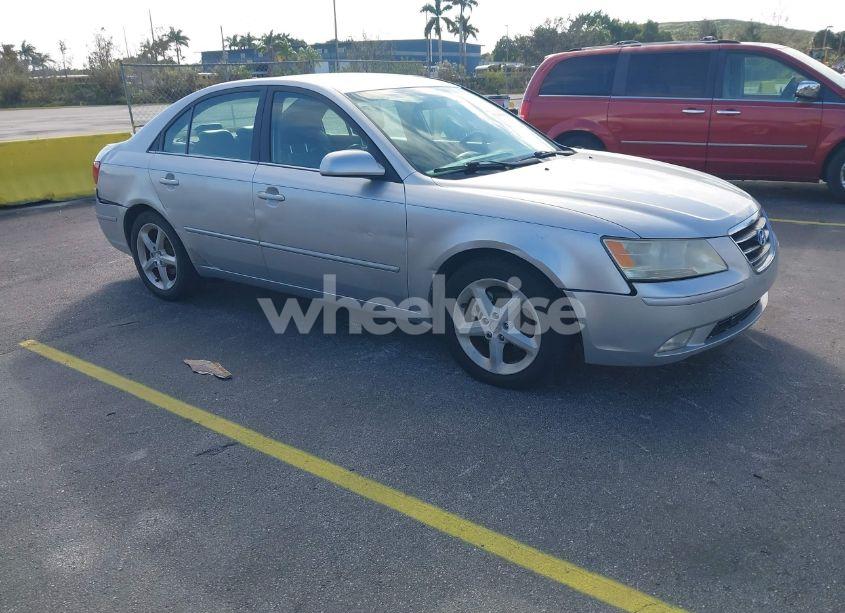 2009 Hyundai Sonata SE V6 (VIN 5NPEU46F09H491196) main photo
