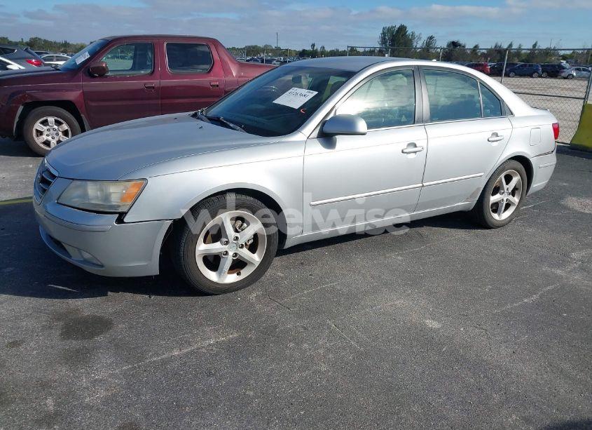 Photo 2 of 2009 Hyundai Sonata SE V6 (VIN 5NPEU46F09H491196)