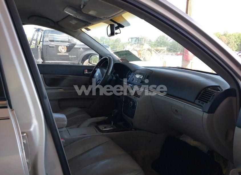 Photo 5 of 2006 Hyundai Sonata GLS V6/LX V6 (VIN 5NPEU46F16H030620)