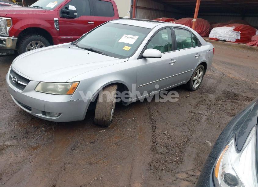 Photo 2 of 2007 Hyundai Sonata LIMITED/SE V6 (VIN 5NPEU46F17H207166)