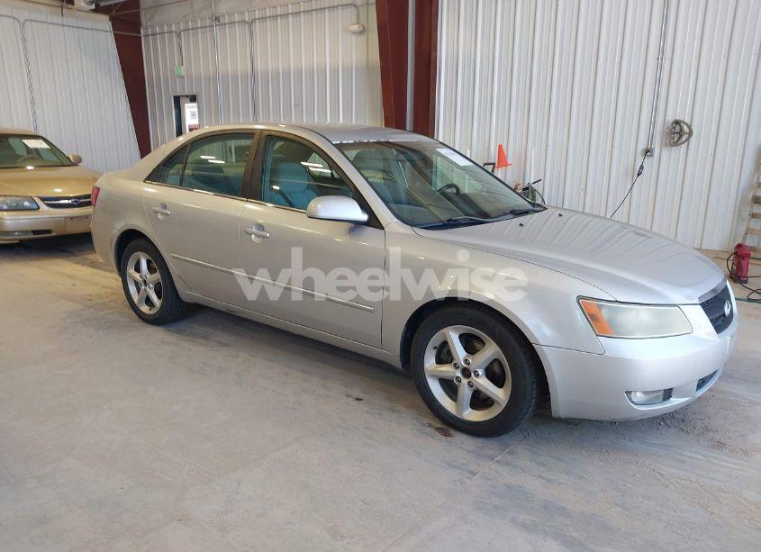 2007 Hyundai Sonata LIMITED/SE V6 (VIN 5NPEU46F17H217115) main photo