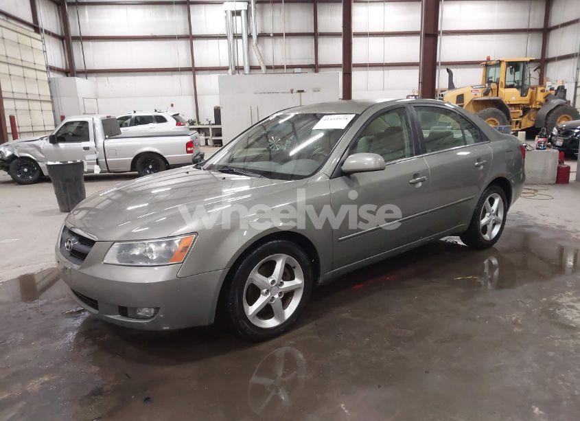 Photo 2 of 2007 Hyundai Sonata (VIN 5NPEU46F17H218460)