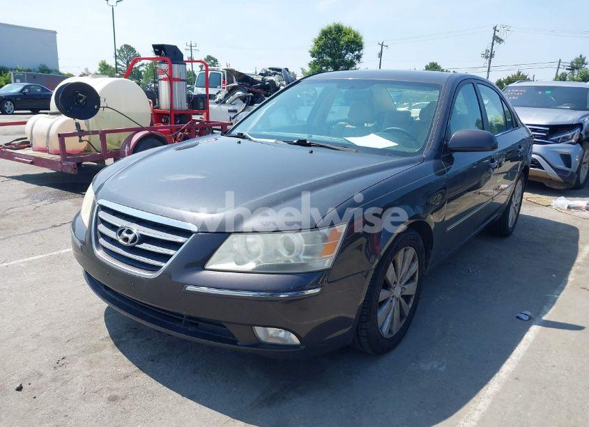 Photo 2 of 2009 Hyundai Sonata LIMITED V6 (VIN 5NPEU46F19H460880)