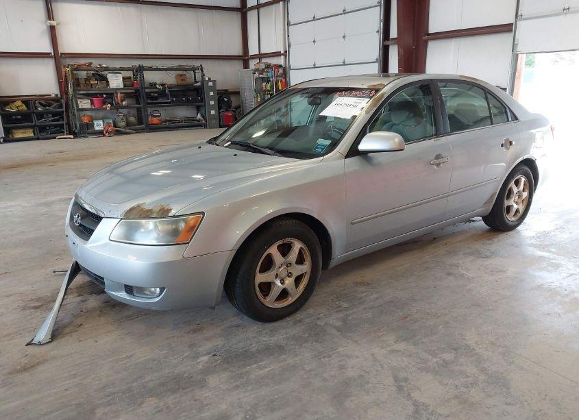 Photo 2 of 2007 Hyundai Sonata LIMITED/SE V6 (VIN 5NPEU46F27H171598)