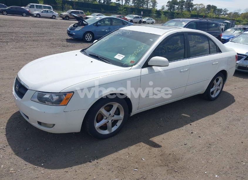 Photo 2 of 2007 Hyundai Sonata LIMITED/SE V6 (VIN 5NPEU46F27H212697)