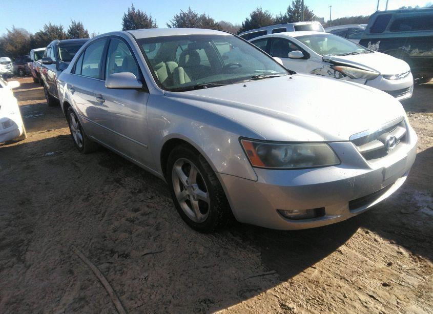 2007 Hyundai Sonata LIMITED/SE V6 (VIN 5NPEU46F27H271118) main photo