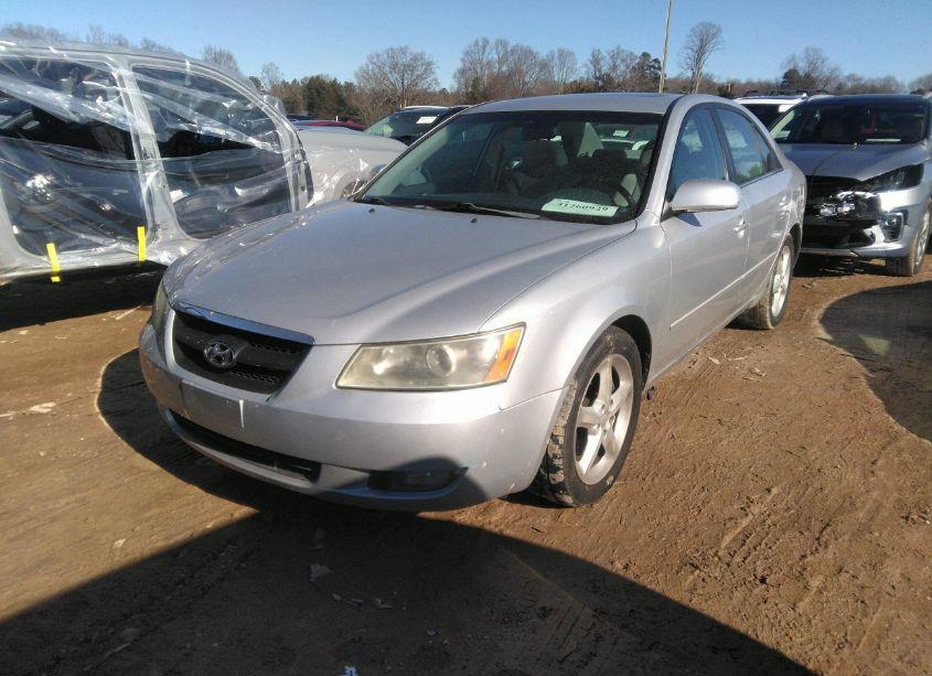 Photo 2 of 2007 Hyundai Sonata LIMITED/SE V6 (VIN 5NPEU46F27H271118)