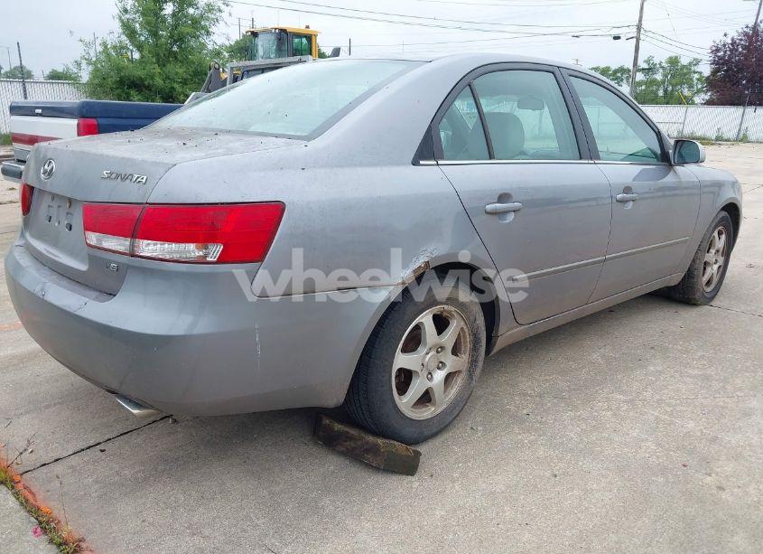 Photo 4 of 2006 Hyundai Sonata GLS V6/LX V6 (VIN 5NPEU46F46H091153)