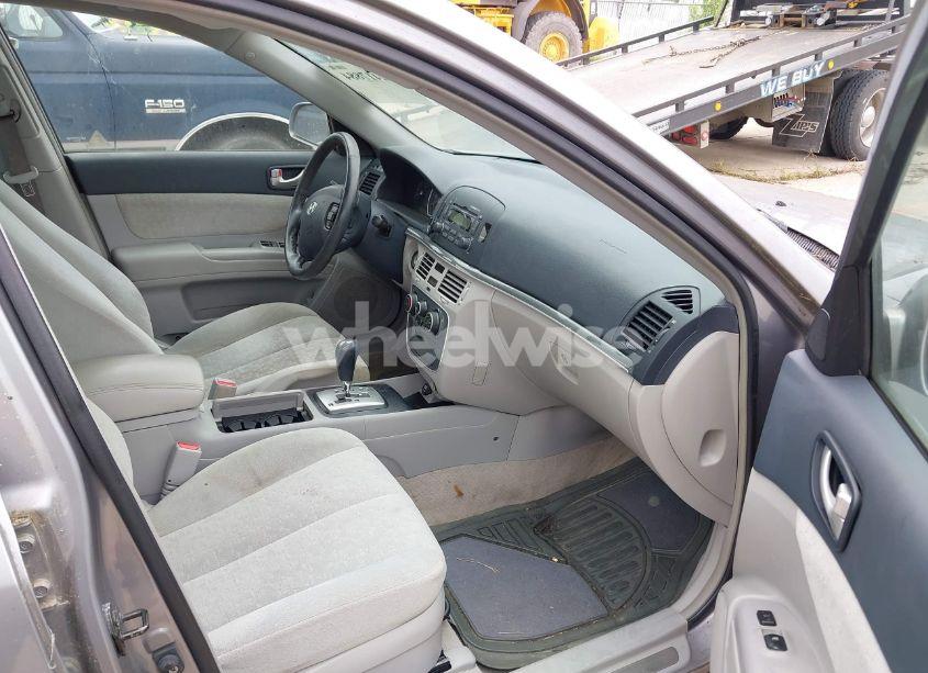 Photo 5 of 2006 Hyundai Sonata GLS V6/LX V6 (VIN 5NPEU46F46H091153)
