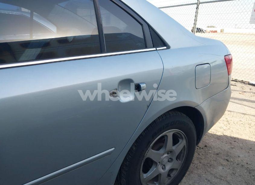 Photo 6 of 2006 Hyundai Sonata GLS V6/LX V6 (VIN 5NPEU46F46H133496)