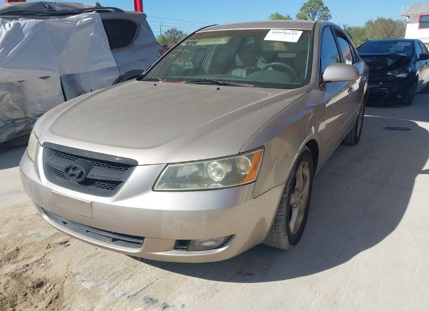 Photo 2 of 2007 Hyundai Sonata LIMITED/SE V6 (VIN 5NPEU46F47H246642)