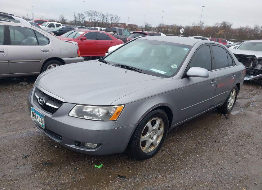 Photo 2 of 2006 Hyundai Sonata GLS V6/LX V6 (VIN 5NPEU46F56H021323)