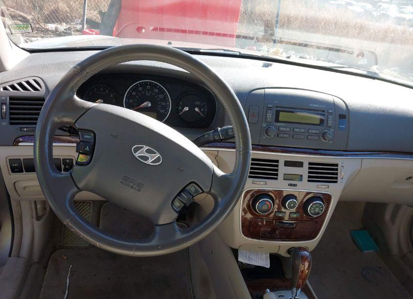 Photo 15 of 2006 Hyundai Sonata GLS V6/LX V6 (VIN 5NPEU46F56H048053)