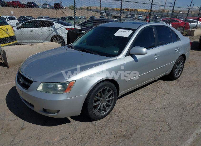 Photo 2 of 2007 Hyundai Sonata LIMITED/SE V6 (VIN 5NPEU46F57H172518)