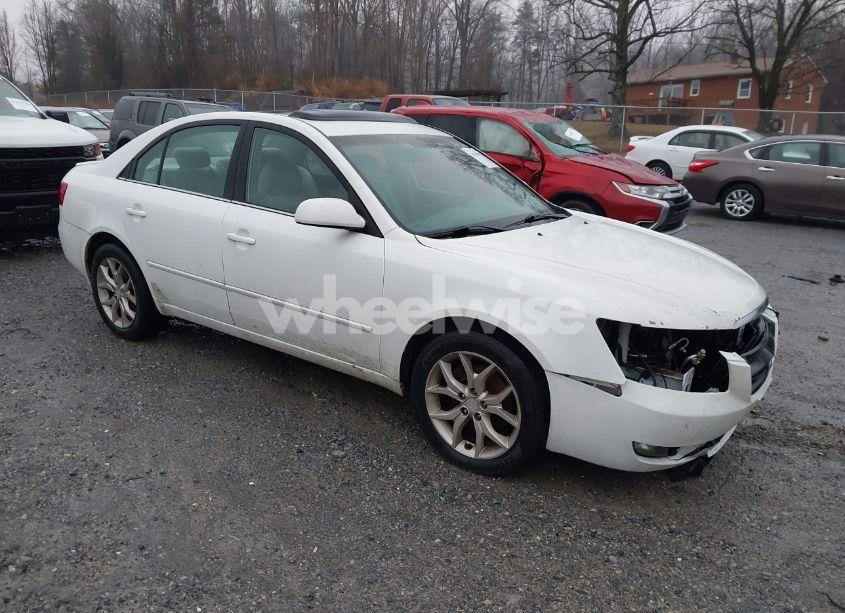 2008 Hyundai Sonata LIMITED V6/SE V6 (VIN 5NPEU46F58H340269) main photo