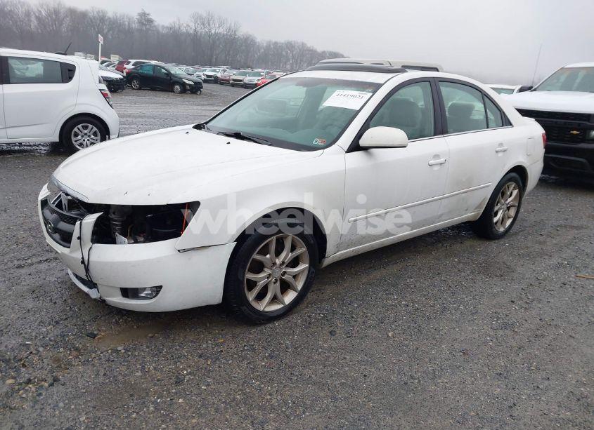 Photo 2 of 2008 Hyundai Sonata LIMITED V6/SE V6 (VIN 5NPEU46F58H340269)