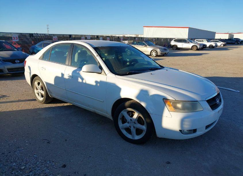 2008 Hyundai Sonata LIMITED V6/SE V6 (VIN 5NPEU46F58H400390) main photo