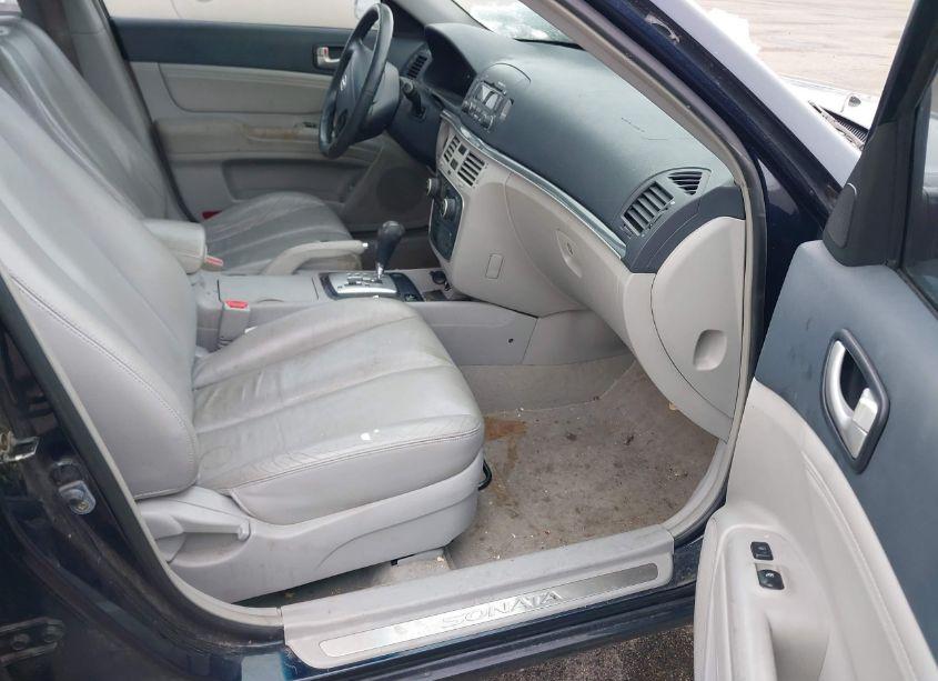 Photo 5 of 2006 Hyundai Sonata GLS V6/LX V6 (VIN 5NPEU46F66H028653)