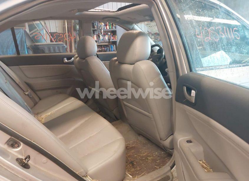 Photo 8 of 2006 Hyundai Sonata GLS V6/LX V6 (VIN 5NPEU46F66H066867)