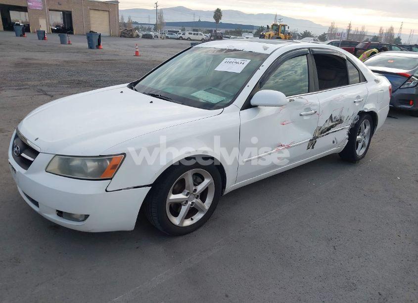 Photo 2 of 2007 Hyundai Sonata LIMITED/SE V6 (VIN 5NPEU46F67H210113)