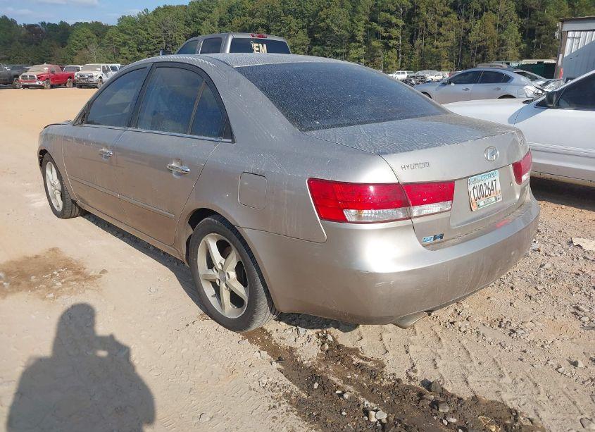 Photo 3 of 2006 Hyundai Sonata GLS V6/LX V6 (VIN 5NPEU46F76H015510)