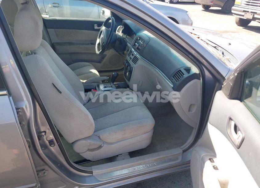 Photo 5 of 2006 Hyundai Sonata GLS V6/LX V6 (VIN 5NPEU46F76H017743)