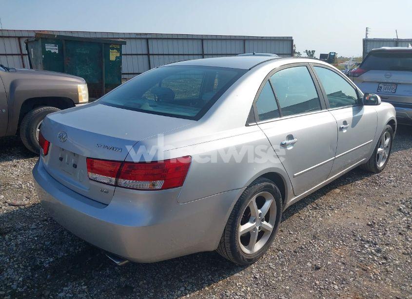Photo 4 of 2006 Hyundai Sonata GLS V6/LX V6 (VIN 5NPEU46F76H048653)