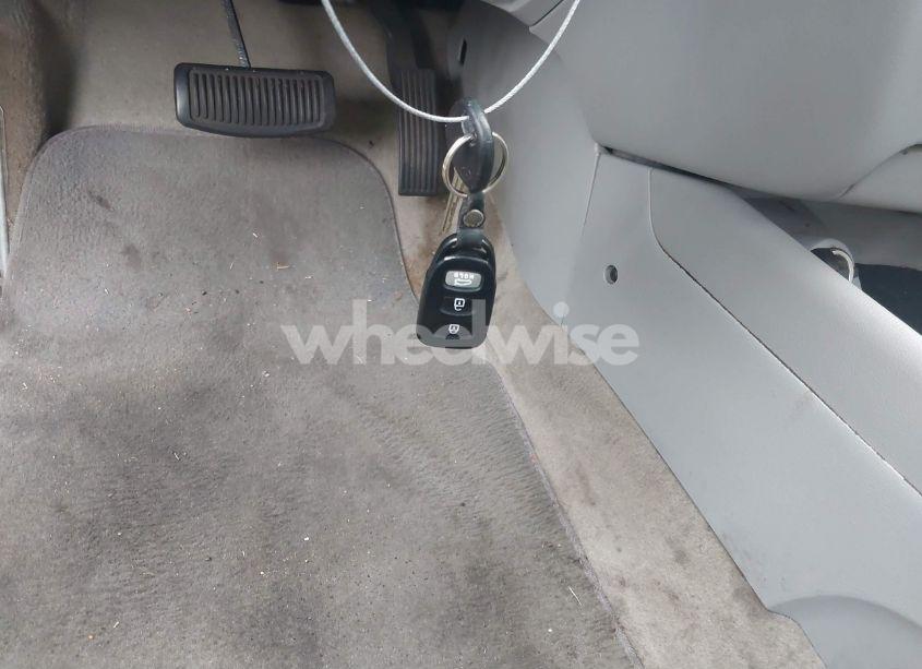 Photo 11 of 2006 Hyundai Sonata GLS V6/LX V6 (VIN 5NPEU46F76H058938)