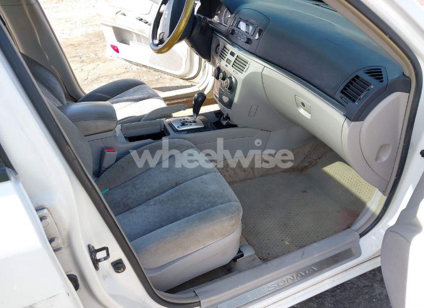 Photo 5 of 2006 Hyundai Sonata GLS V6/LX V6 (VIN 5NPEU46F76H058938)