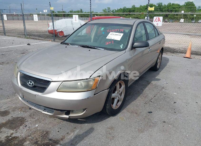 Photo 2 of 2007 Hyundai Sonata LIMITED/SE V6 (VIN 5NPEU46F77H265332)
