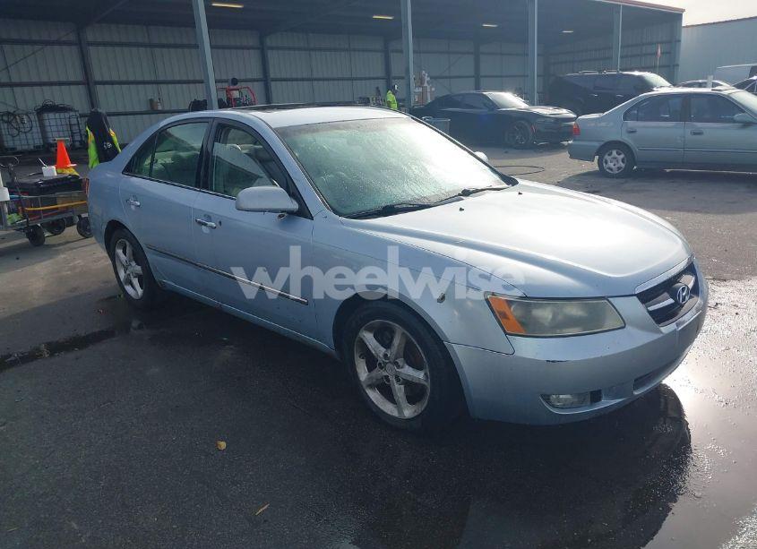 2008 Hyundai Sonata LIMITED V6/SE V6 (VIN 5NPEU46F78H300579) main photo