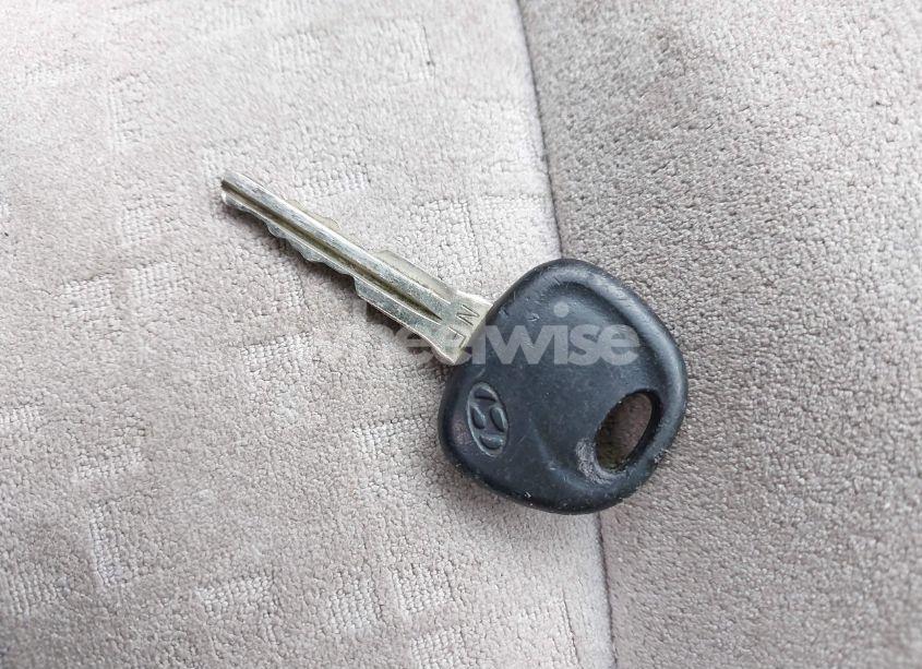 Photo 11 of 2006 Hyundai Sonata GLS V6/LX V6 (VIN 5NPEU46F86H056096)