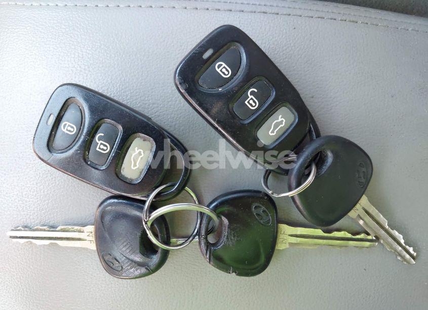 Photo 11 of 2006 Hyundai Sonata GLS V6/LX V6 (VIN 5NPEU46F86H076705)