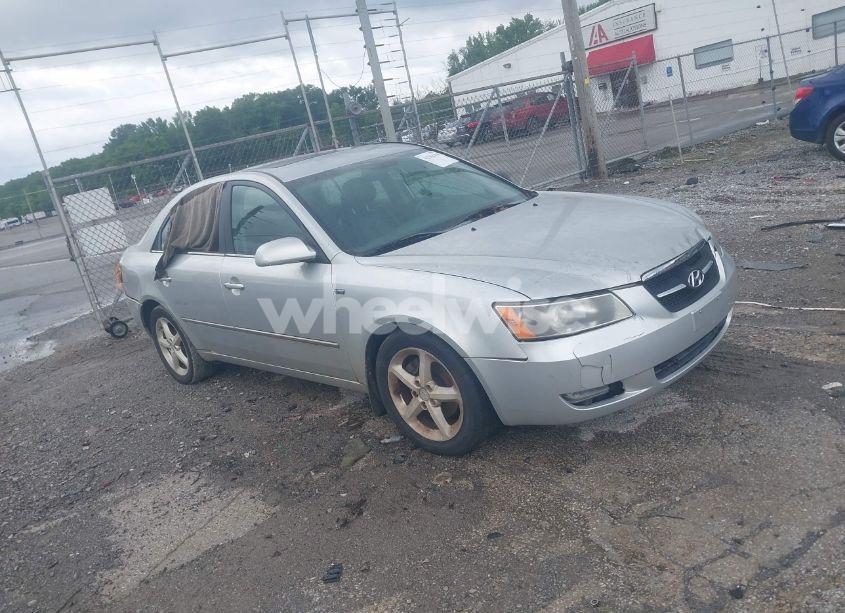 2007 Hyundai Sonata LIMITED/SE V6 (VIN 5NPEU46F87H260205) main photo