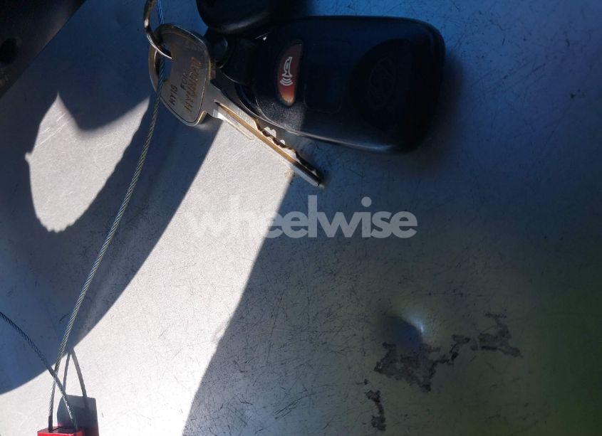 Photo 11 of 2006 Hyundai Sonata GLS V6/LX V6 (VIN 5NPEU46F96H002516)