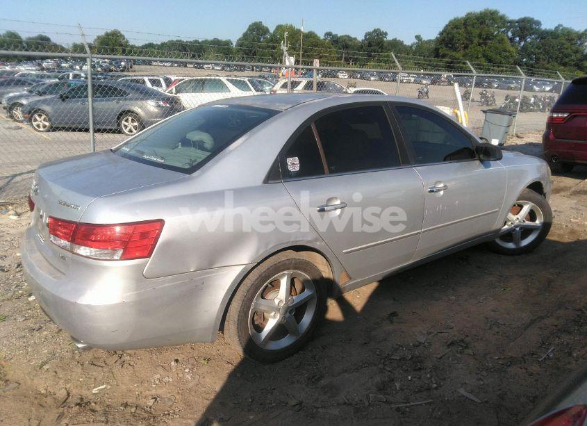 Photo 4 of 2006 Hyundai Sonata GLS V6/LX V6 (VIN 5NPEU46F96H066782)