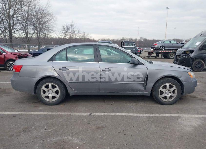 Photo 13 of 2006 Hyundai Sonata GLS V6/LX V6 (VIN 5NPEU46F96H115561)