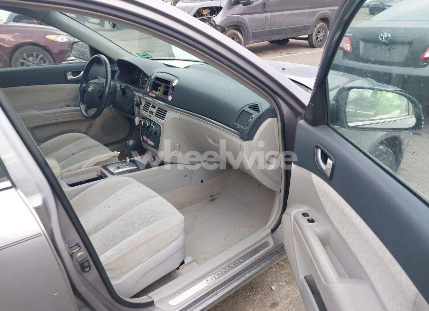 Photo 5 of 2006 Hyundai Sonata GLS V6/LX V6 (VIN 5NPEU46F96H115561)