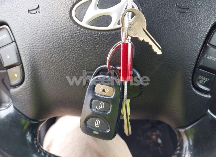 Photo 11 of 2007 Hyundai Sonata LIMITED/SE V6 (VIN 5NPEU46F97H261038)