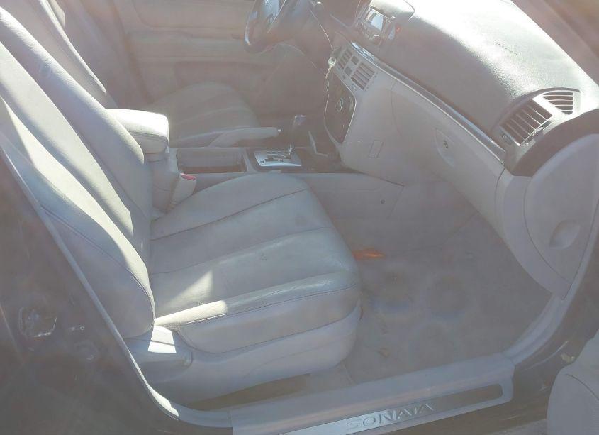 Photo 5 of 2006 Hyundai Sonata GLS V6/LX V6 (VIN 5NPEU46FX6H028770)