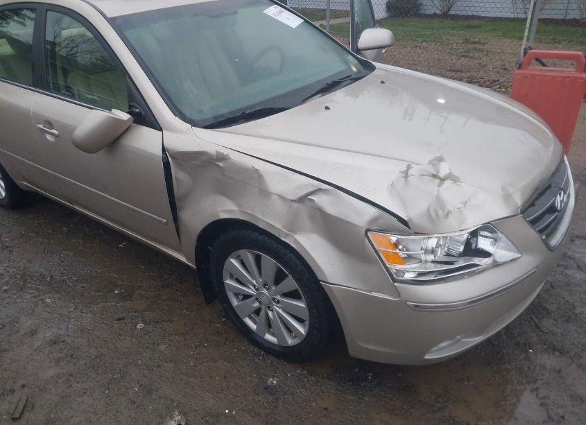 Photo 6 of 2010 Hyundai Sonata LIMITED (VIN 5NPEU4AC1AH615381)