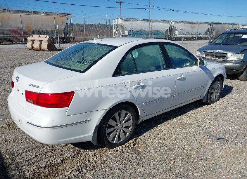 Photo 4 of 2010 Hyundai Sonata LIMITED (VIN 5NPEU4AC5AH618073)