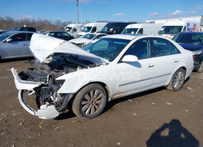 Photo 2 of 2010 Hyundai Sonata LIMITED (VIN 5NPEU4AC6AH654872)