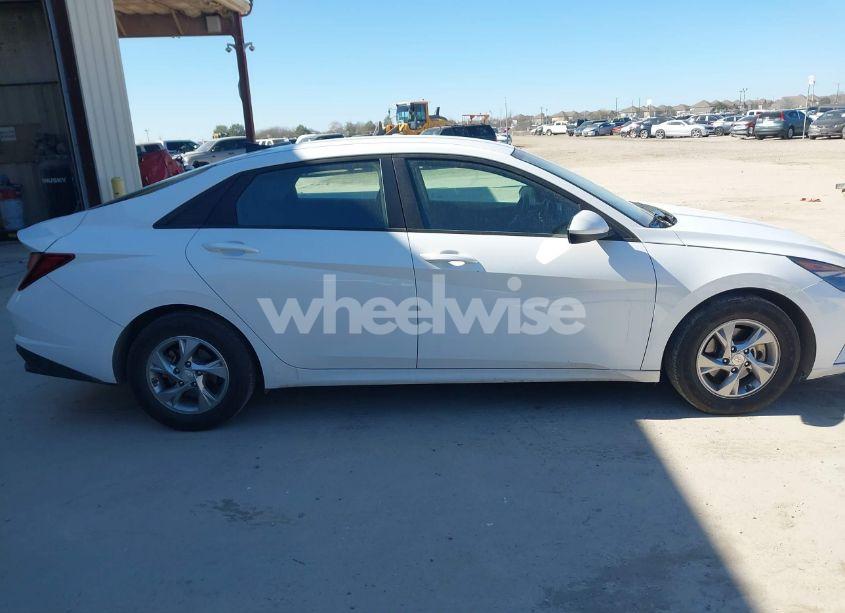 Photo 13 of 2021 Hyundai Elantra SE (VIN 5NPLL4AG0MH025271)