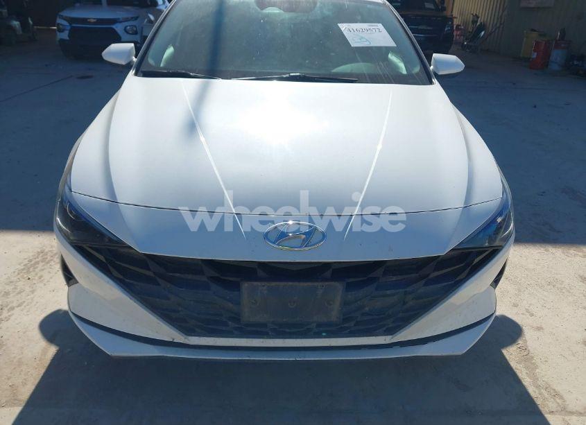 Photo 6 of 2021 Hyundai Elantra SE (VIN 5NPLL4AG0MH025271)